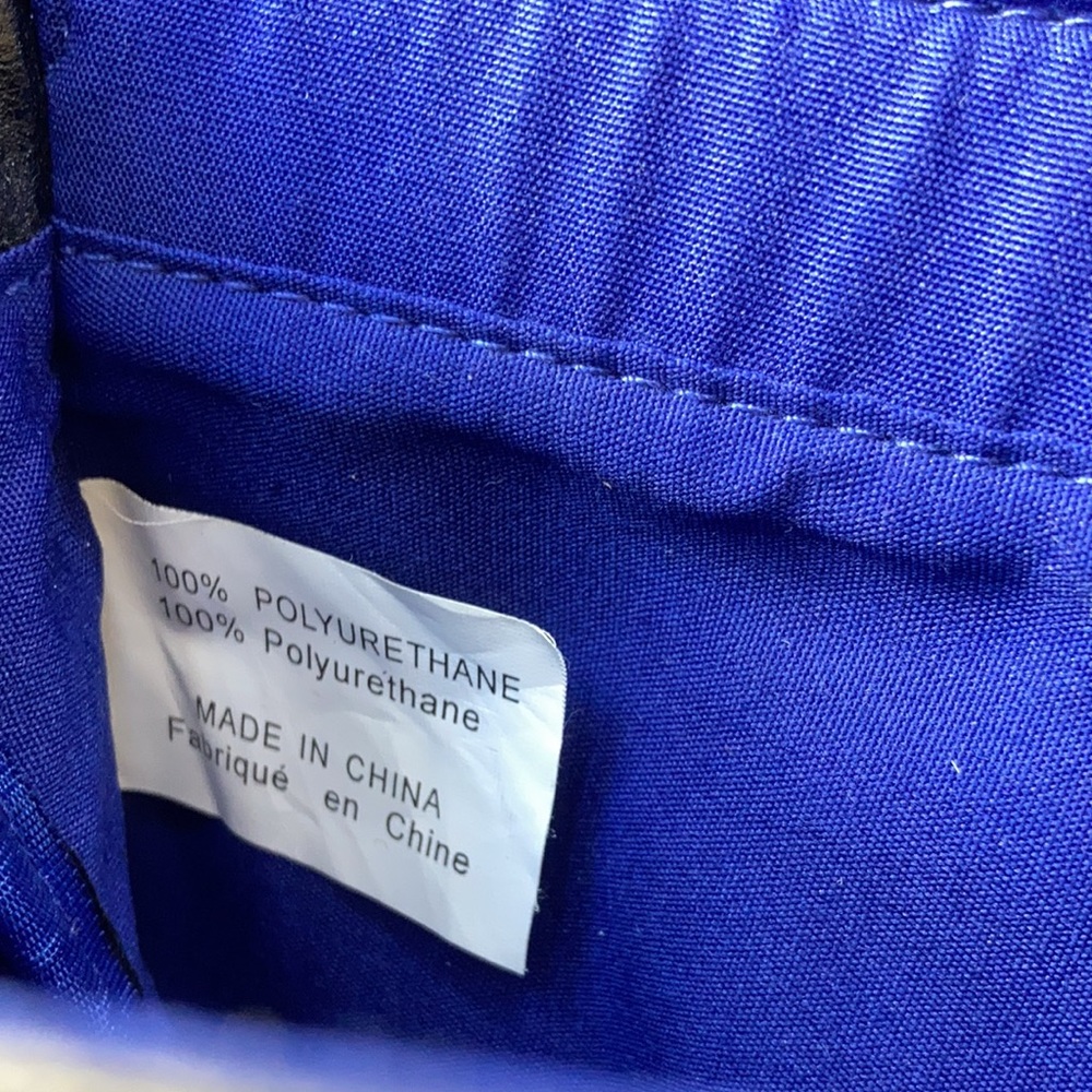 VR black crossbody bag - Picture 10 of 11